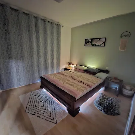 Krasny 3 Izbovy Bratislava-lamac Lejlighed *