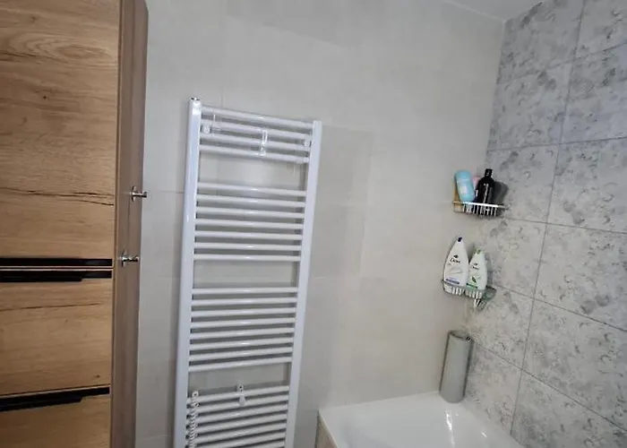 Krasny 3 Izbovy Bratislava-lamac Apartament *
