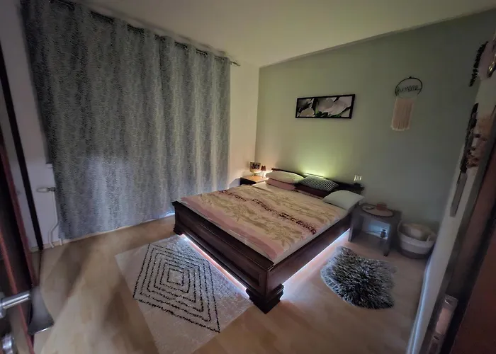 Krasny 3 Izbovy Bratislava-lamac Apartament *